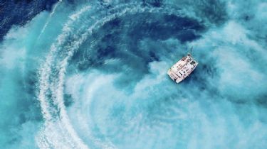 關於牛奶海